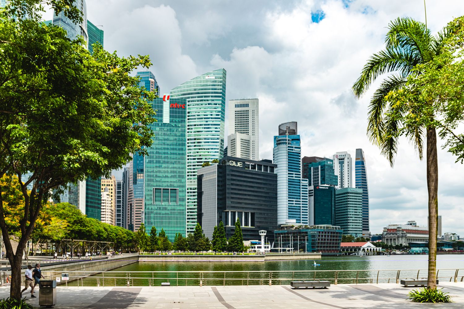 Singapore skyline at Marina Bay